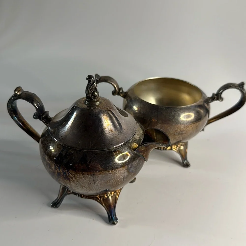 Vintage Sugar and Creamer set, I believe is Silver Plated - Picture 1 of 16